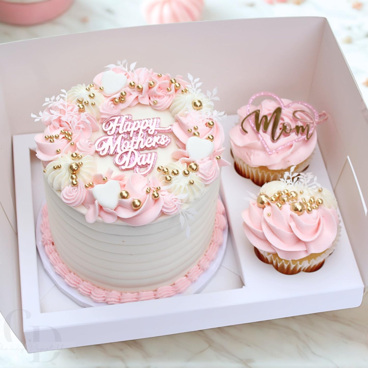 Chaney Depot LLC Bento Cake and Cupcake box for 1; 4-5in cake and 2 cupcakes